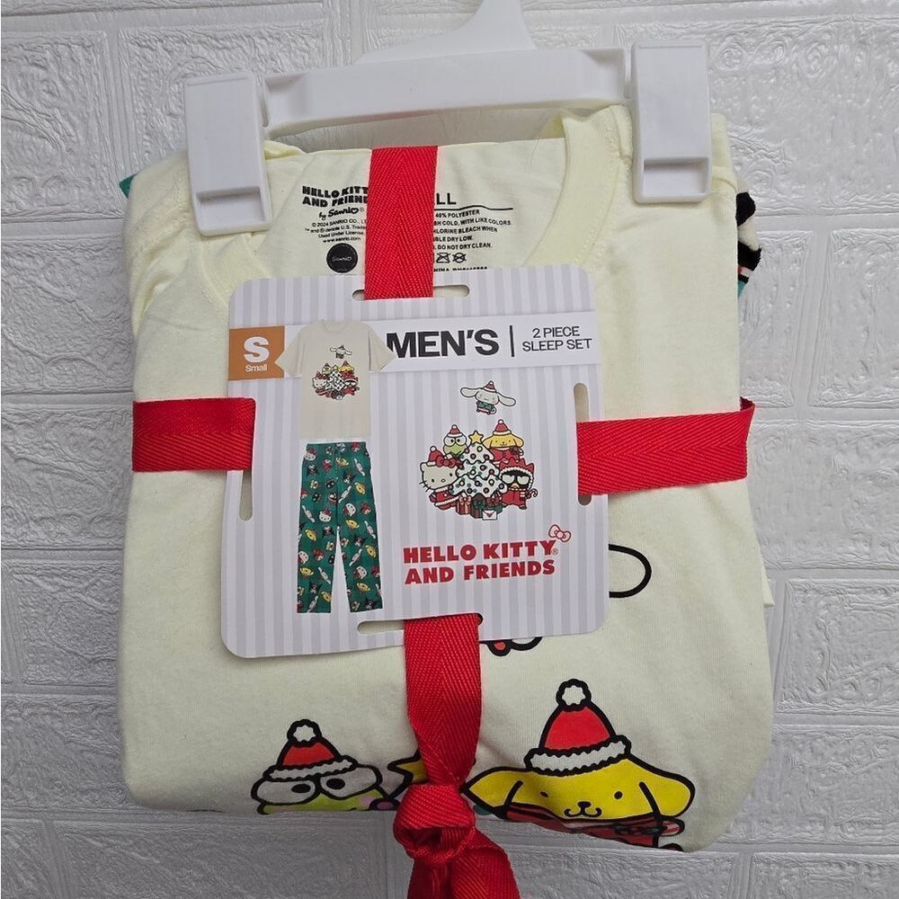Hello Kitty And Friends Men's 2 Piece Sleepwear Set Size Small BRAND NEW